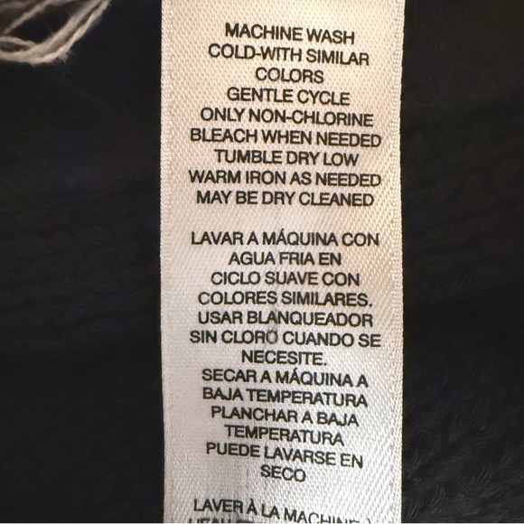 Chicos Black Tan Striped Knit Fringe Cardigan Sweater Women Size 2 (12) - Picture 7 of 7